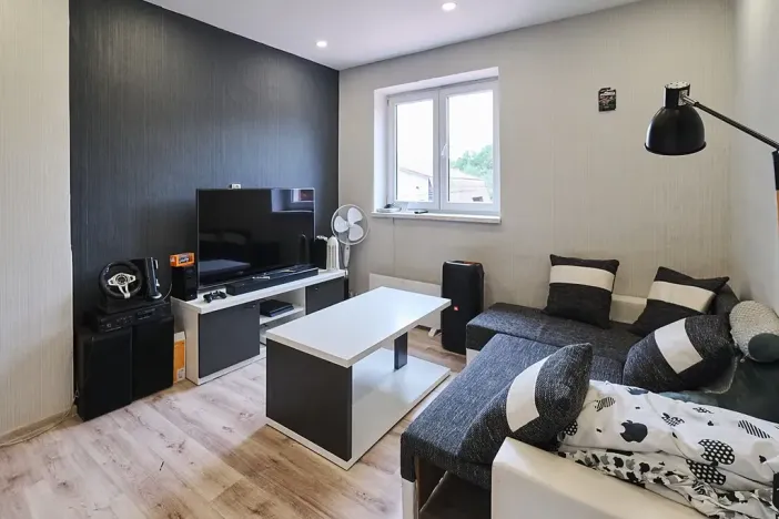 Prodej obchodního prostoru, Bruzovice, 773 m2