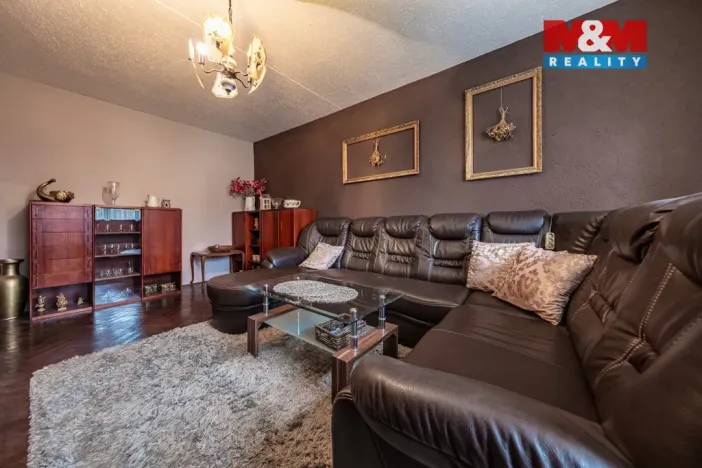 Prodej bytu 2+1, Kadaň, Na Podlesí, 68 m2