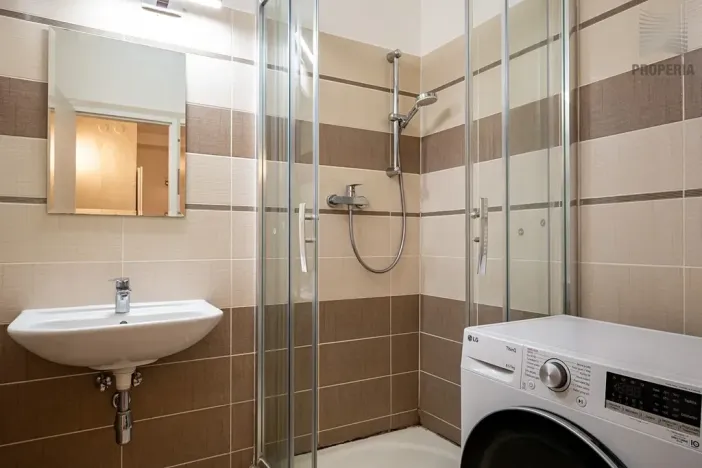 Prodej bytu 2+1, Brno, Čápkova, 59 m2