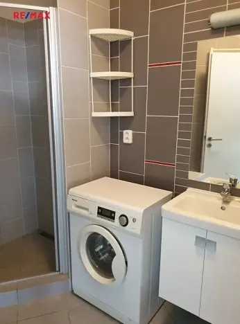 Pronájem bytu 1+kk, Brno, Kopečná, 32 m2
