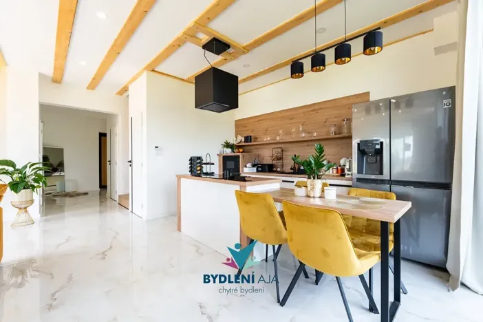 Prodej rodinného domu, Bystřany, 284 m2