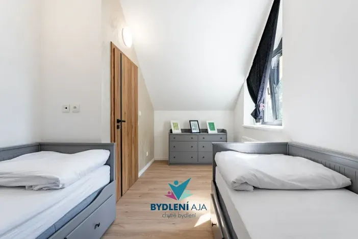 Prodej rodinného domu, Bystřany, 284 m2