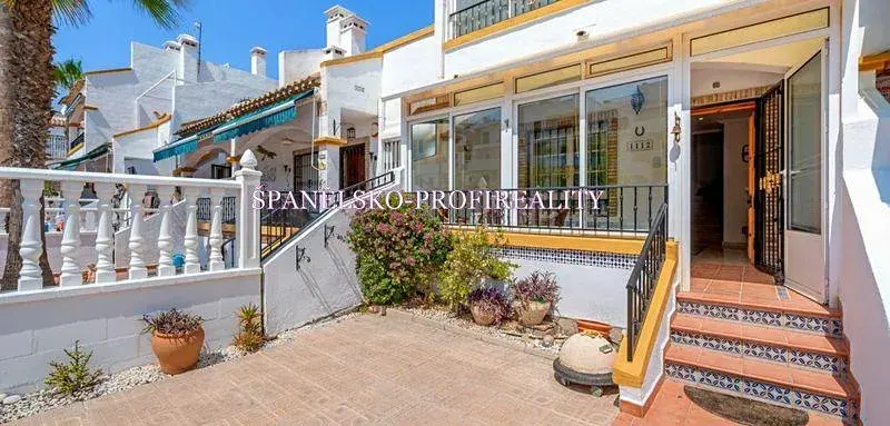 Prodej vily, Alicante, Španělsko, 87 m2