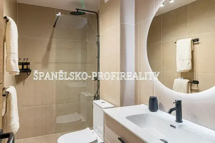 Prodej bytu 4+kk, Alicante, Španělsko, 102 m2