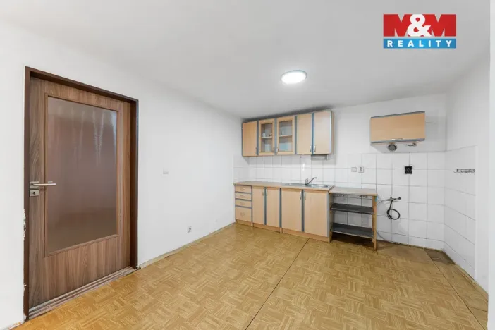 Prodej rodinného domu, Povrly - Roztoky, 202 m2