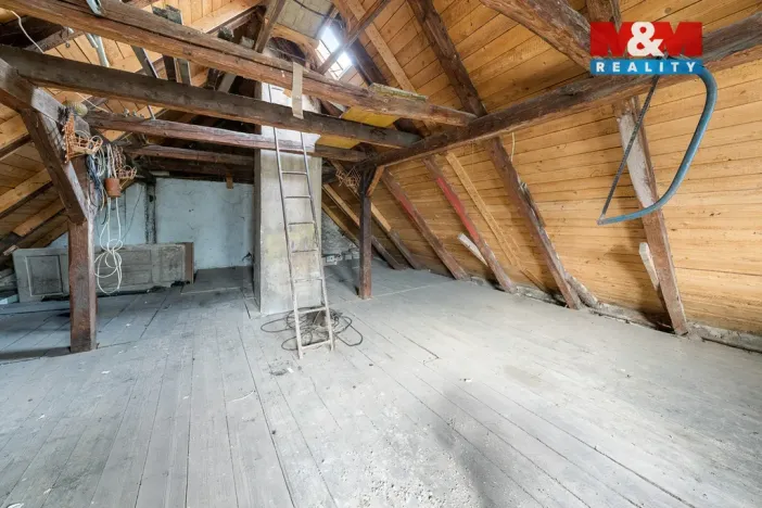 Prodej rodinného domu, Povrly - Roztoky, 202 m2