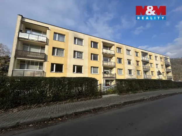 Pronájem bytu 1+1, Ústí nad Labem - Střekov, Tolstého, 37 m2