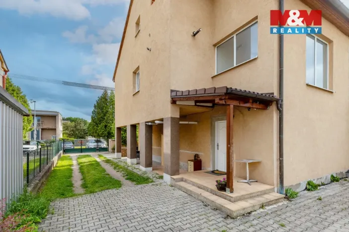 Pronájem bytu 3+1, Pardubice - Bílé Předměstí, Dašická, 80 m2