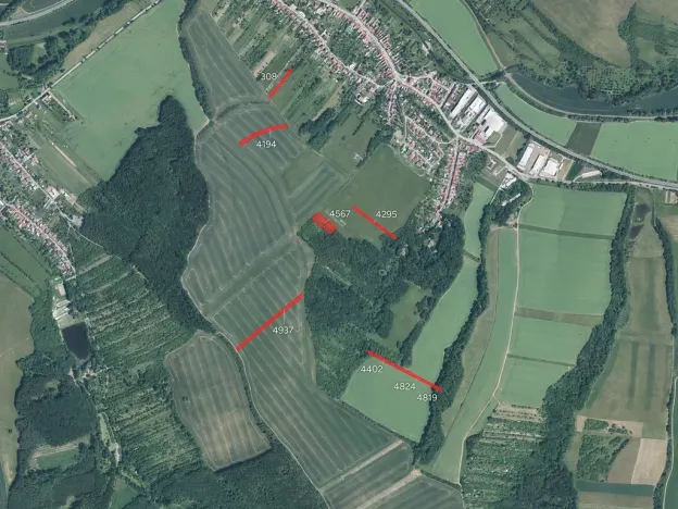 Prodej pole, Podolí, 15734 m2