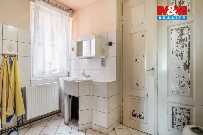 Prodej rodinného domu, Mimoň, nám. 1. máje, 120 m2