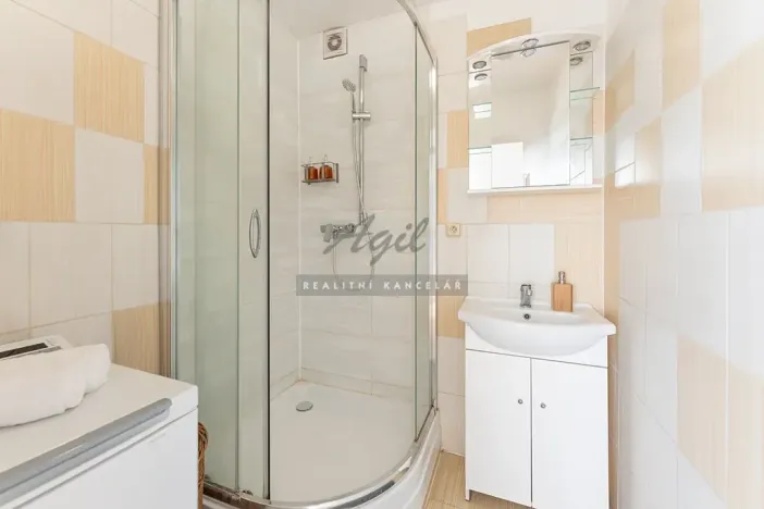 Pronájem bytu 2+1, Šlapanice, 60 m2