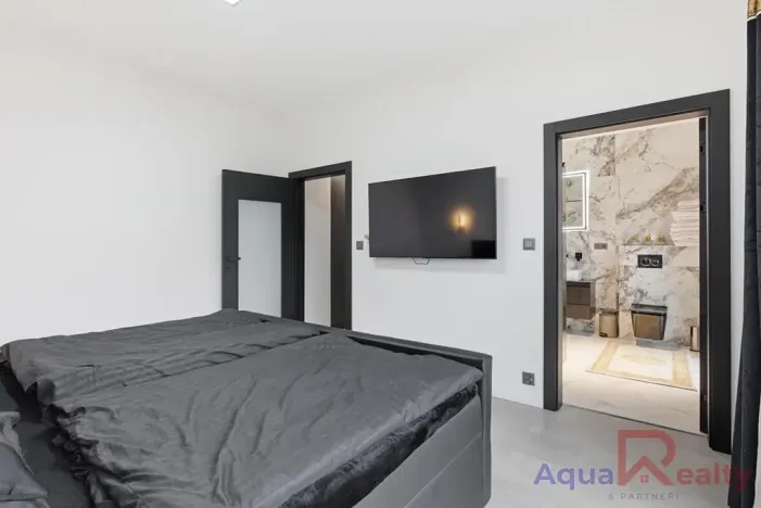 Prodej rodinného domu, Karlovy Vary, 180 m2