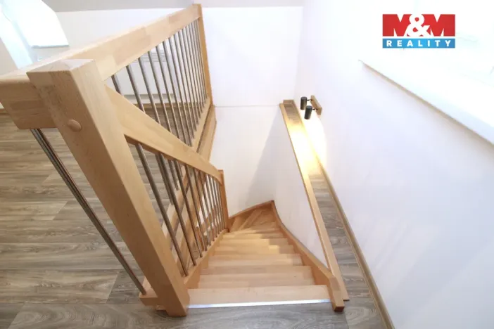 Pronájem kanceláře, Měšice, Revoluční, 43 m2