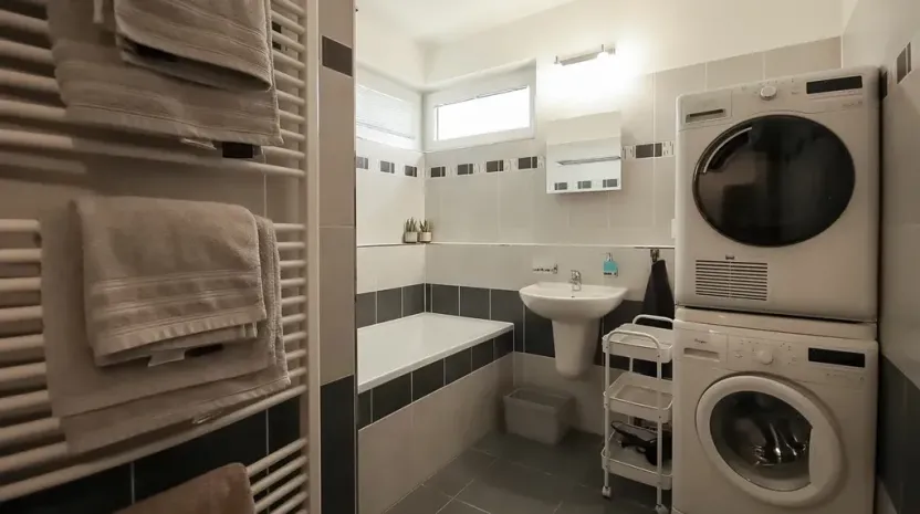 Pronájem bytu 2+kk, Praha - Horní Měcholupy, Hornoměcholupská, 60 m2