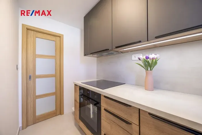 Pronájem bytu 3+1, Praha - Dejvice, Mydlářka, 55 m2