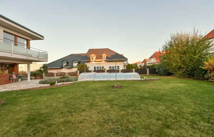 Pronájem rodinného domu, Praha - Břevnov, Rozdělovská, 360 m2