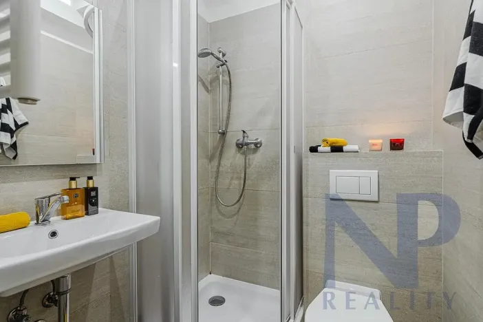 Pronájem bytu 2+kk, Praha - Nusle, Jaromírova, 42 m2