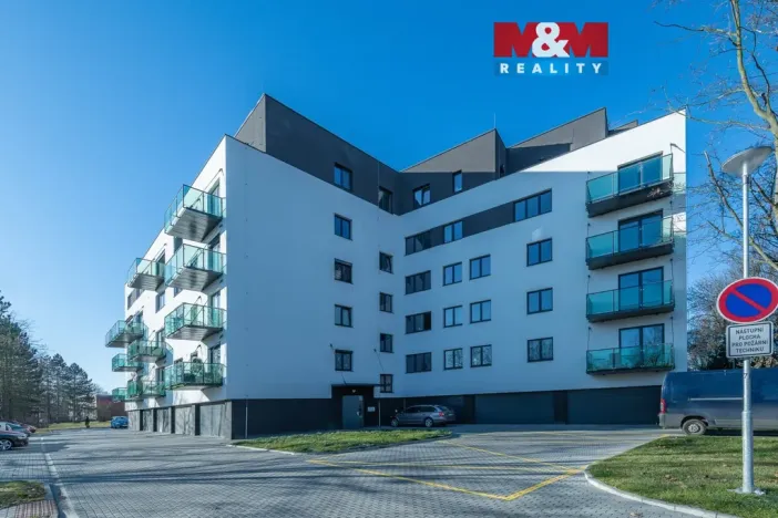 Pronájem bytu 2+kk, Ostrava - Poruba, Ukrajinská, 56 m2