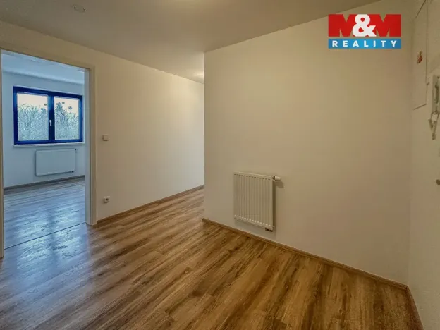 Pronájem bytu 2+kk, Ostrava - Poruba, Ukrajinská, 56 m2