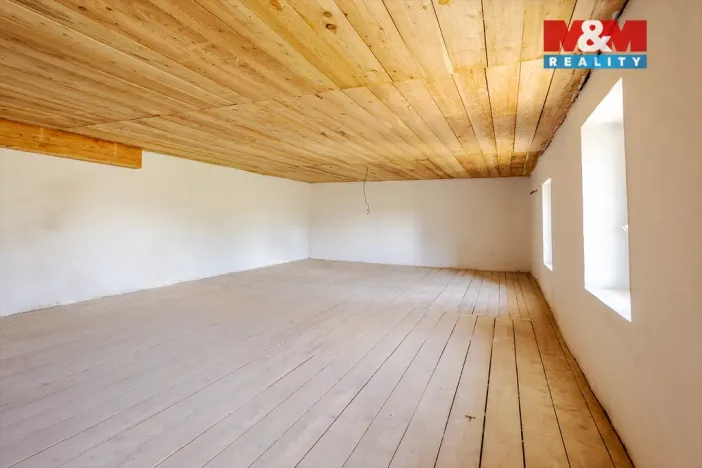 Pronájem rodinného domu, Brniště, 1266 m2