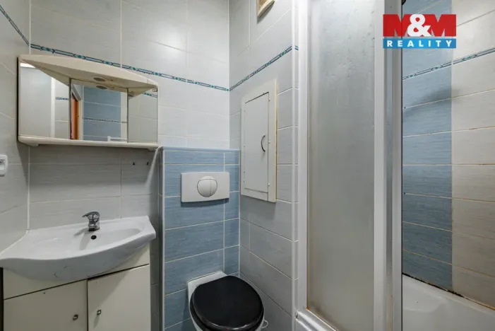 Prodej bytu 1+1, Tachov, Bělojarská, 35 m2