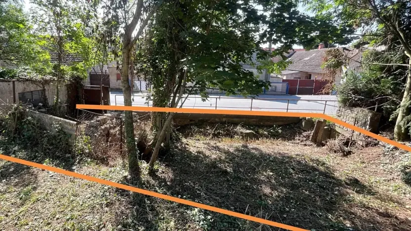 Prodej komerčního pozemku, Týnec nad Labem, 140 m2