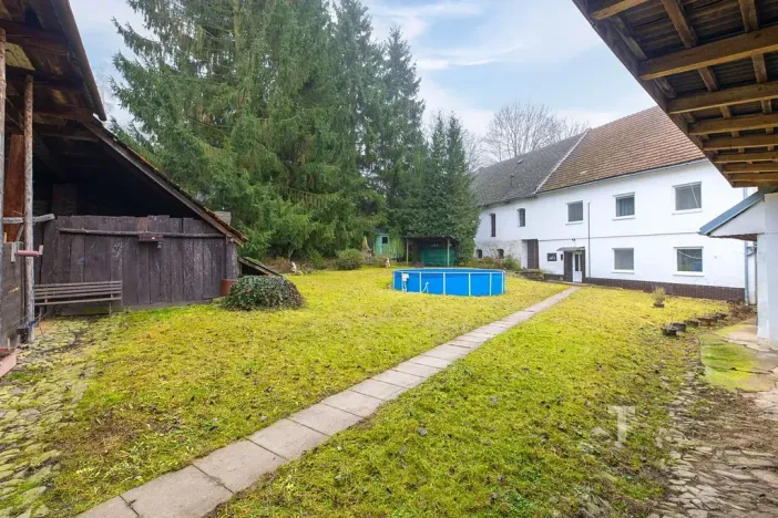 Prodej zemědělské usedlosti, Jaroměřice, 658 m2