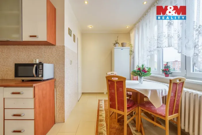 Prodej bytu 3+1, Chomutov, Pod Břízami, 61 m2