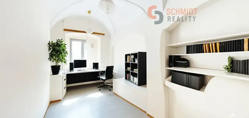 Pronájem kanceláře, Mikulov, Náměstí, 14 m2