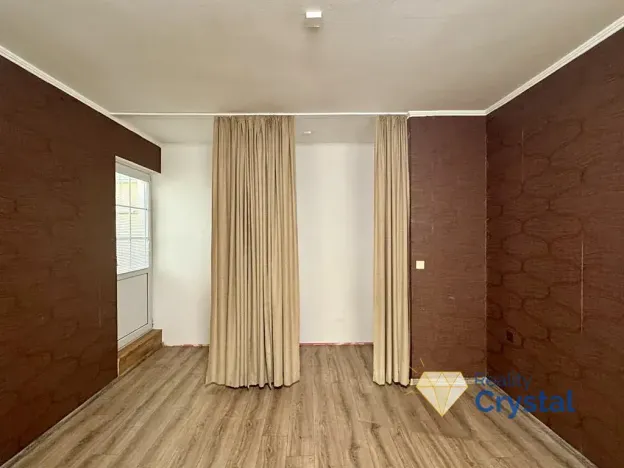 Pronájem obchodního prostoru, Mariánské Lázně, Hlavní třída, 37 m2