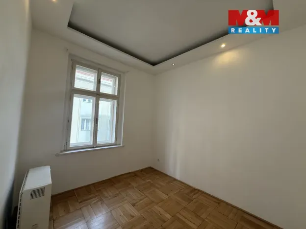 Pronájem bytu 3+1, Praha - Žižkov, Sladkovského náměstí, 53 m2