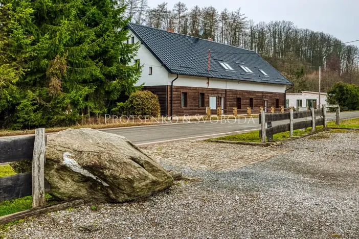 Prodej činžovního domu, Prosečné, 349 m2