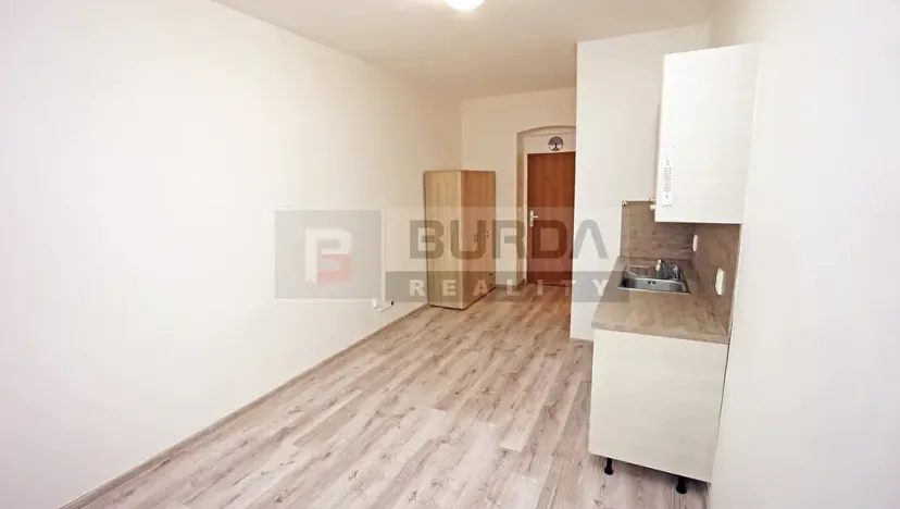 Pronájem bytu 1+kk, Neratovice, 19 m2