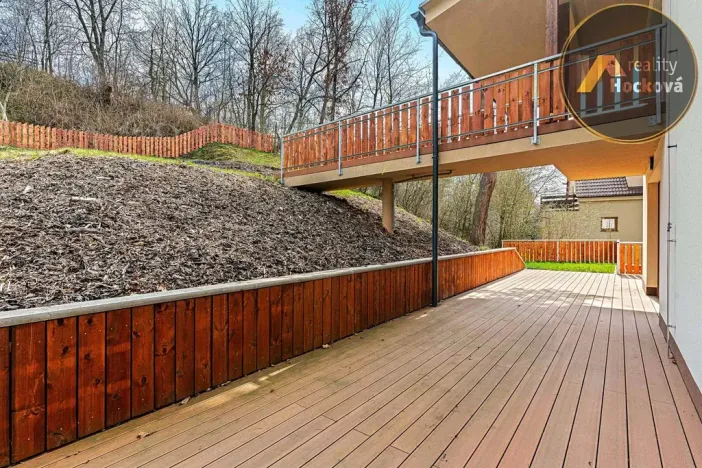 Pronájem bytu 2+kk, Jesenice, Do Potočin, 68 m2