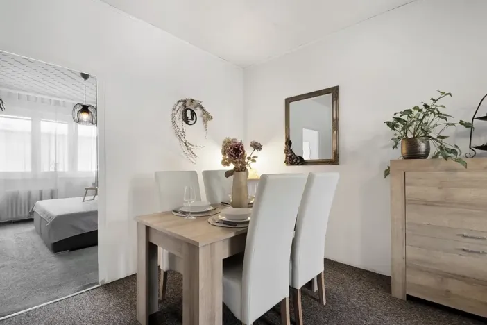 Pronájem bytu 2+1, Praha - Malešice, Bydžovského, 58 m2