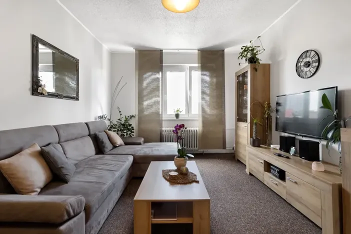 Pronájem bytu 2+1, Praha - Malešice, Bydžovského, 58 m2