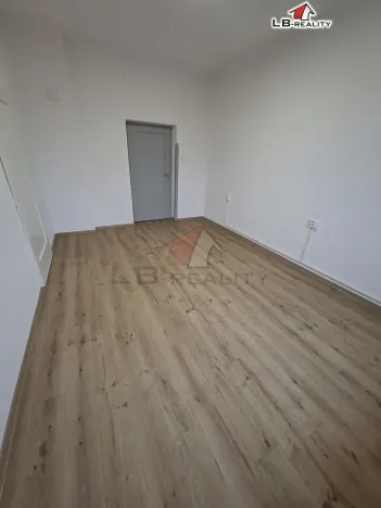 Pronájem bytu 4+1, Kolín, Štítarská, 100 m2