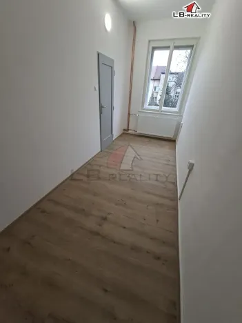 Pronájem bytu 4+1, Kolín, Štítarská, 100 m2