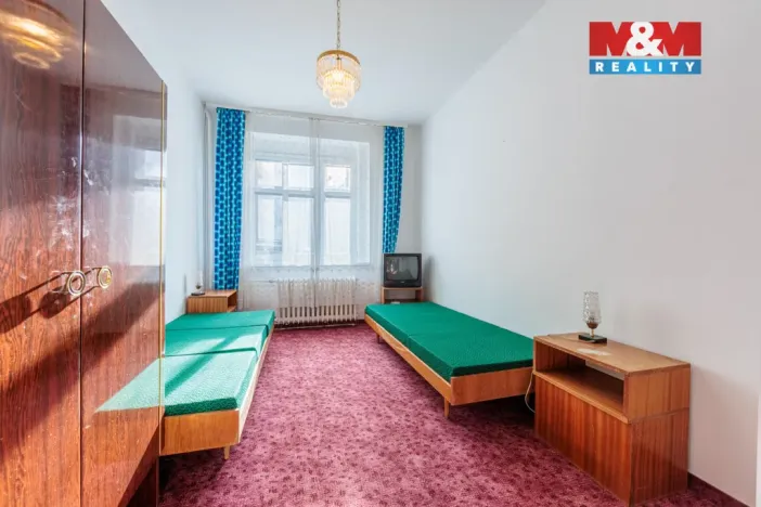 Prodej rodinného domu, Bečov nad Teplou, Nádražní, 298 m2