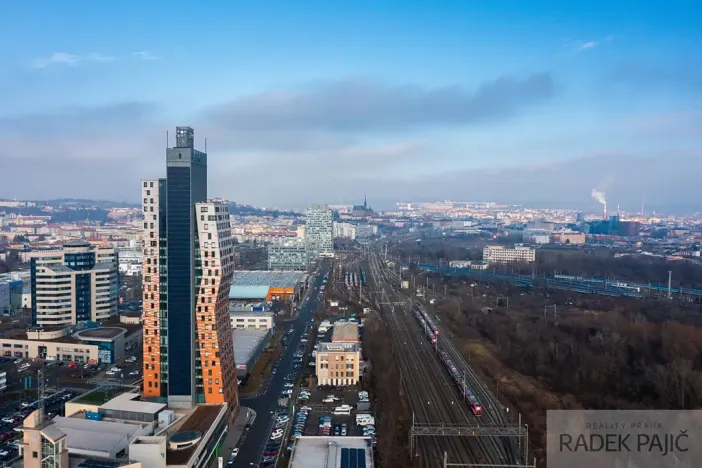 Prodej kanceláře, Brno, Pražákova, 211 m2