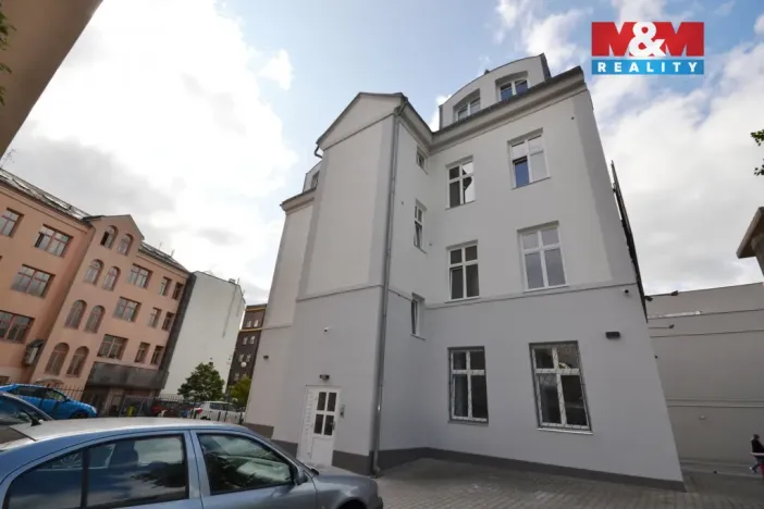 Pronájem bytu 2+kk, Jablonec nad Nisou, Máchova, 50 m2