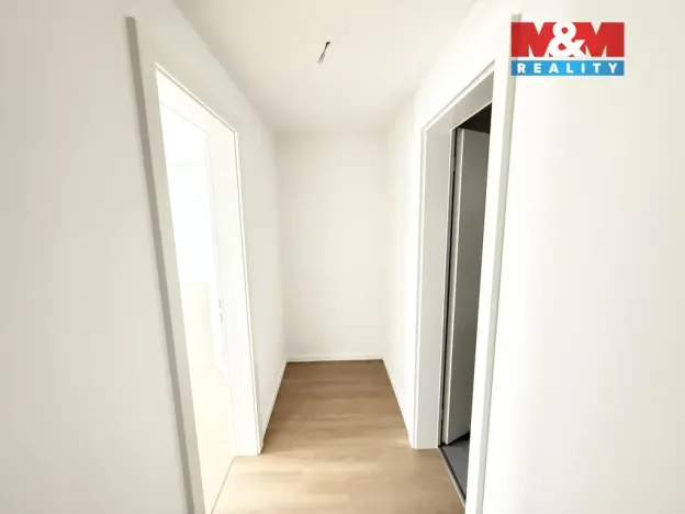 Pronájem bytu 2+kk, Praha - Letňany, Tupolevova, 58 m2