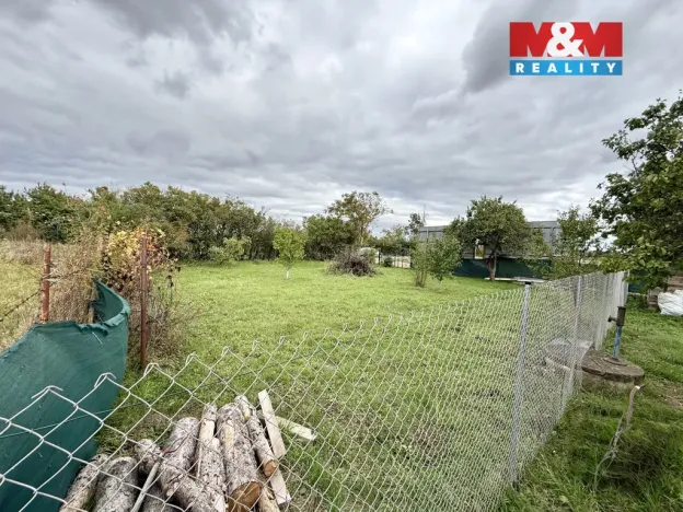 Pronájem zahrady, Brno - Tuřany, 431 m2