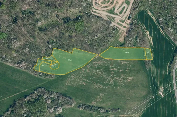 Prodej louky, Úštěk, 126063 m2