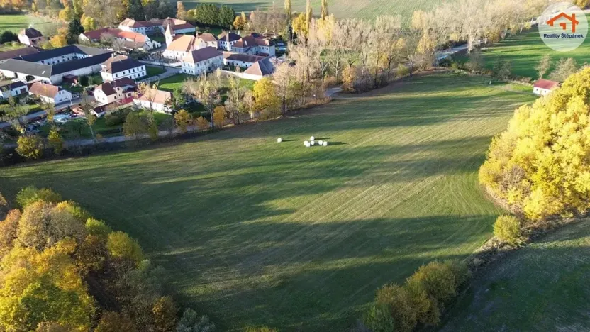 Prodej pozemku pro bydlení, Strýčice, 19527 m2