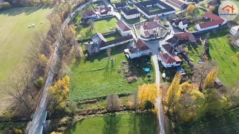 Prodej pozemku pro bydlení, Strýčice, 4191 m2