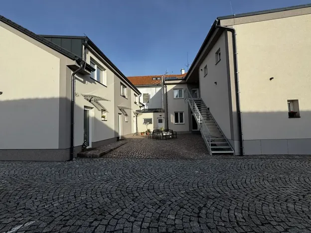 Pronájem bytu 2+kk, Plaňany, 44 m2