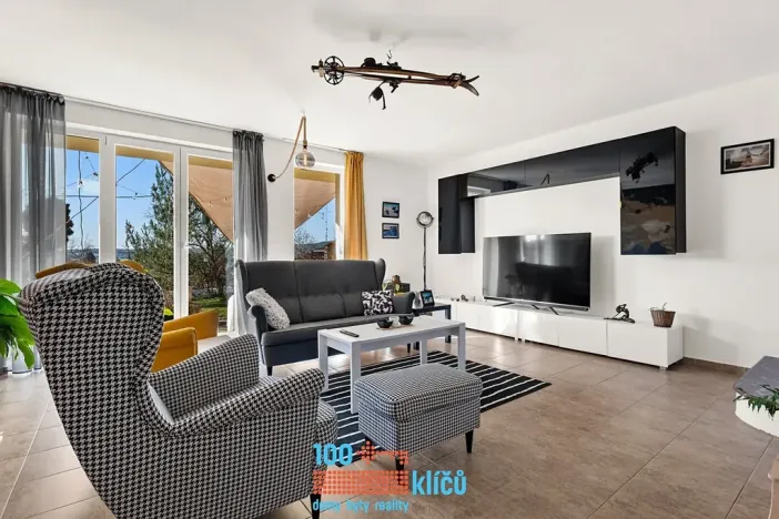 Prodej rodinného domu, Praha - Lipence, Nad žlábkem, 318 m2