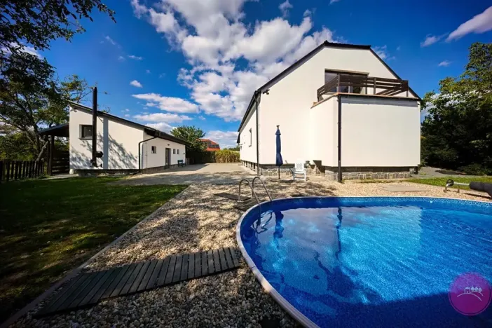 Pronájem bytu 2+kk, Dolany, 62 m2