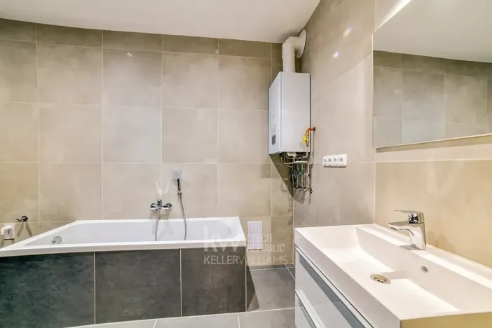 Pronájem bytu 3+kk, Cheb, 17. listopadu, 73 m2